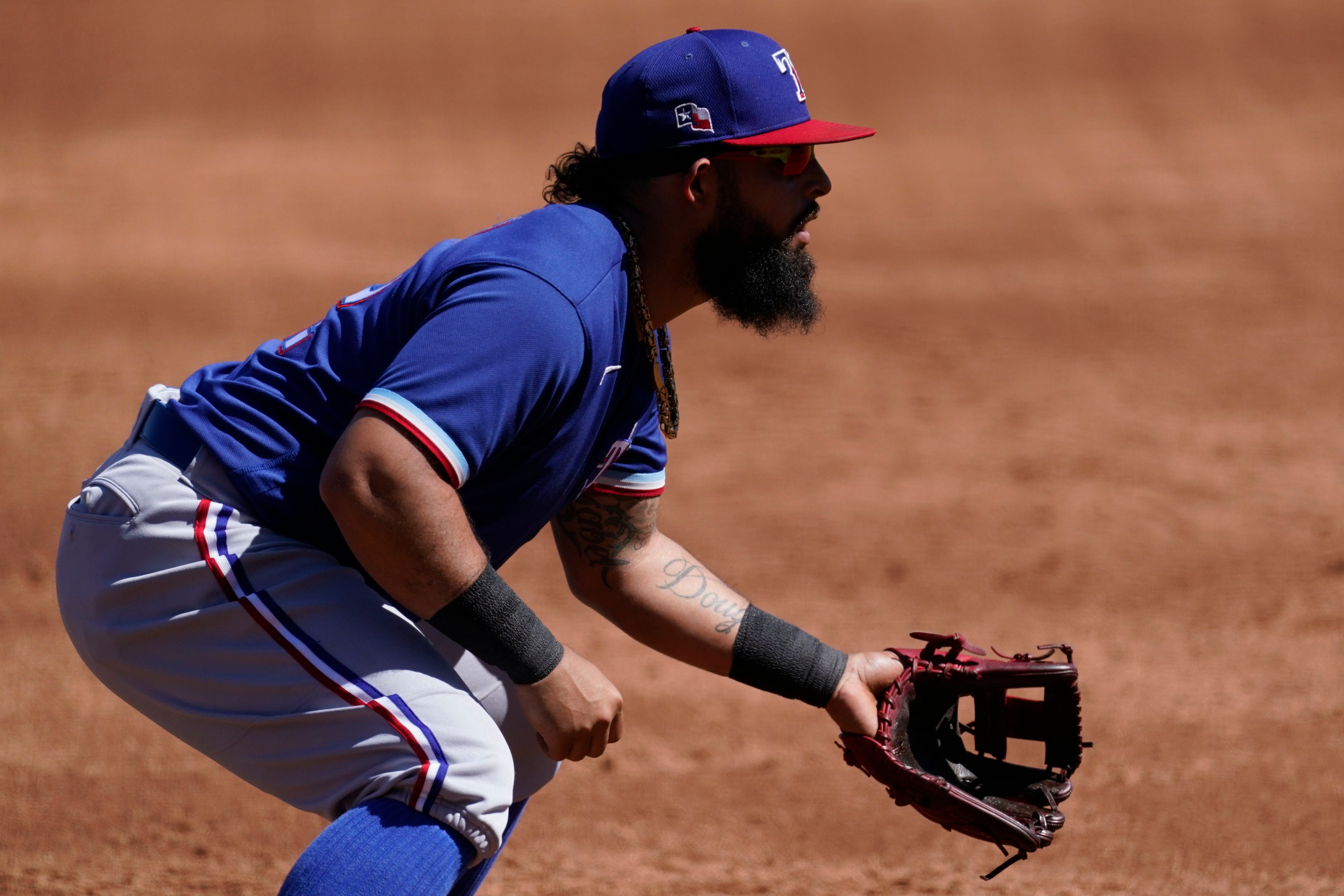 Different approach, same results. The walls are closing in on Rangers'  struggling 2B Rougned Odor.