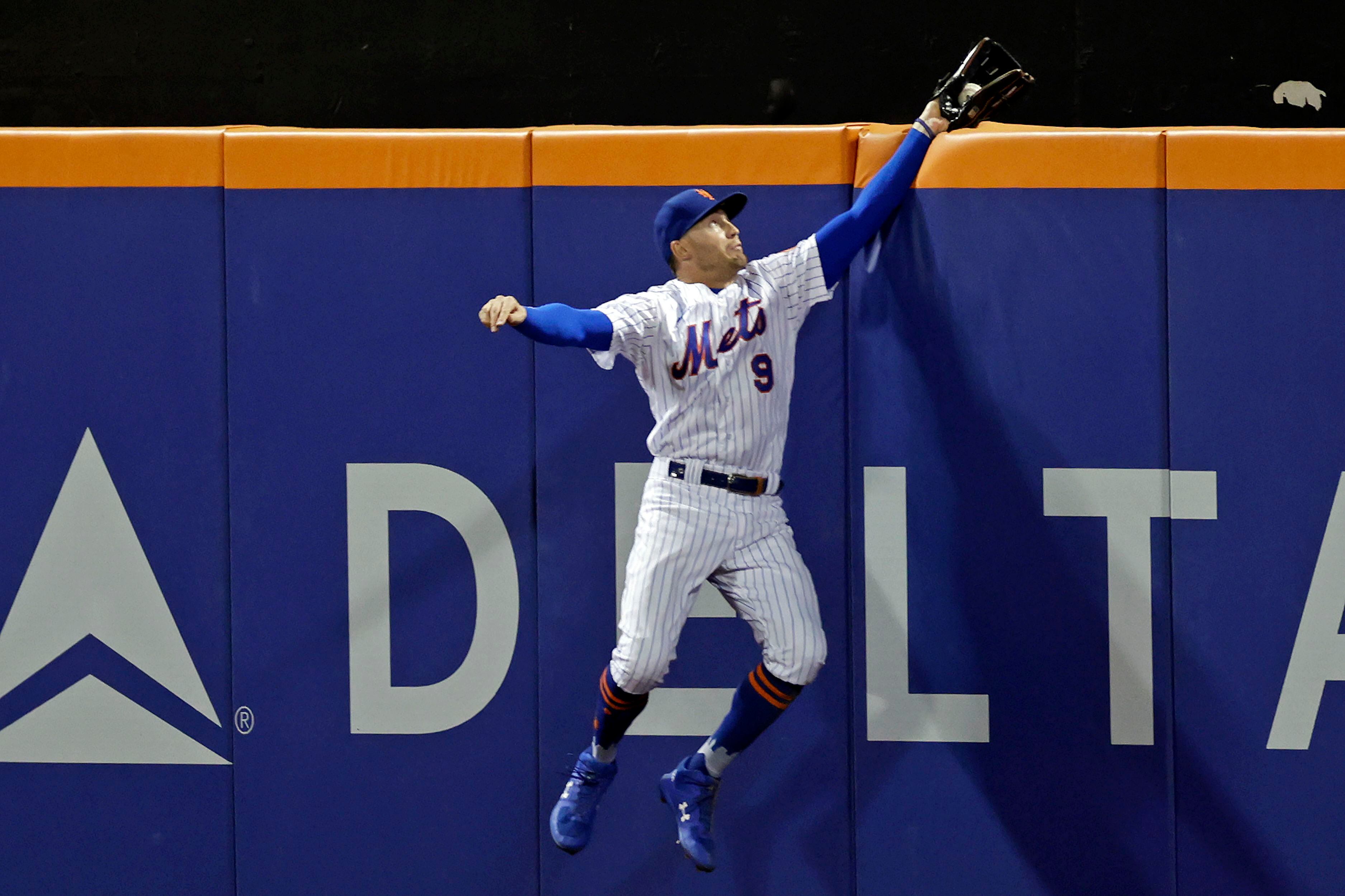 How Edwin Diaz's entrance song at Mets games caught fire and where