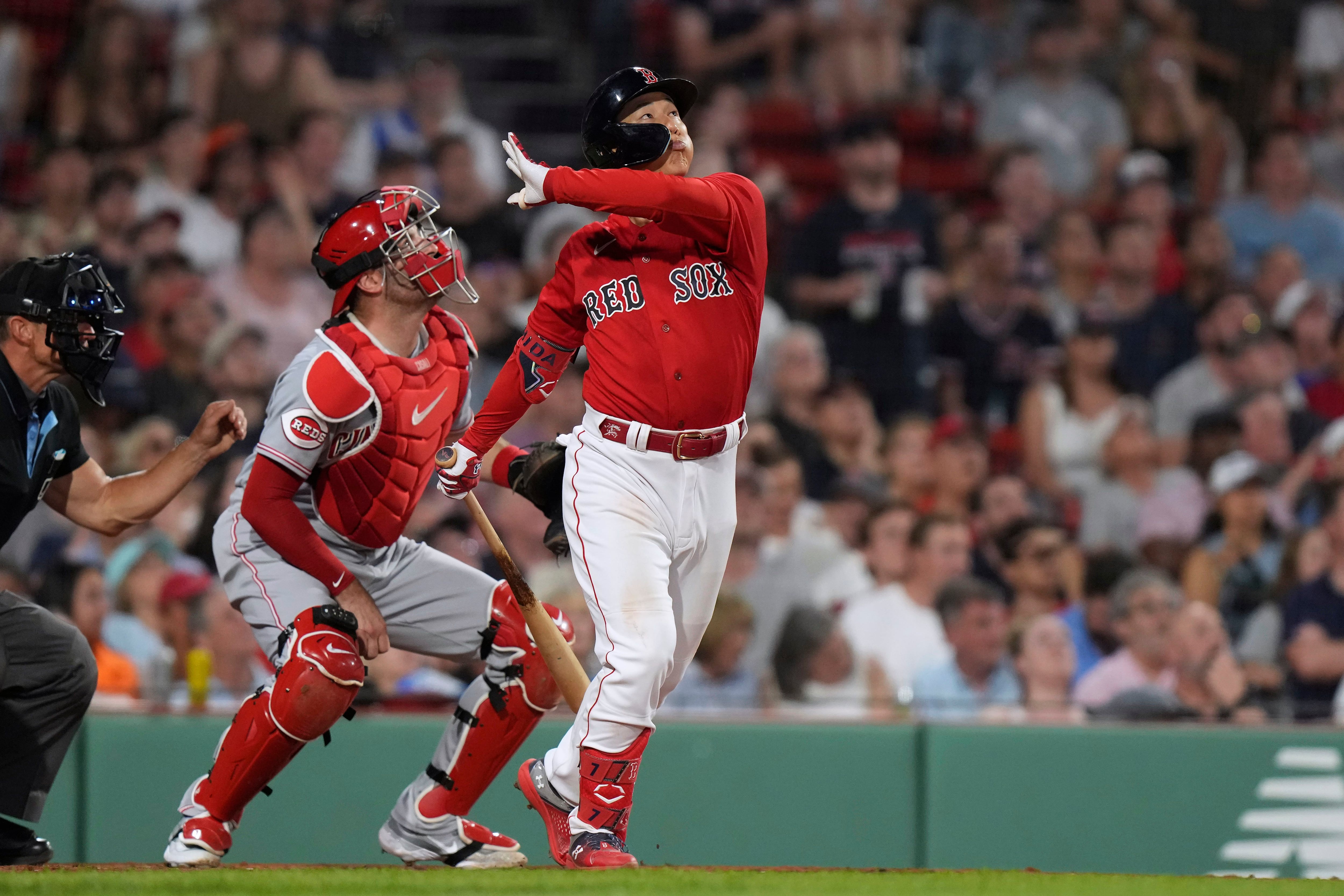 Devers breaks tie in 6-run 8th, Red Sox beat Reds 8-2 to avoid