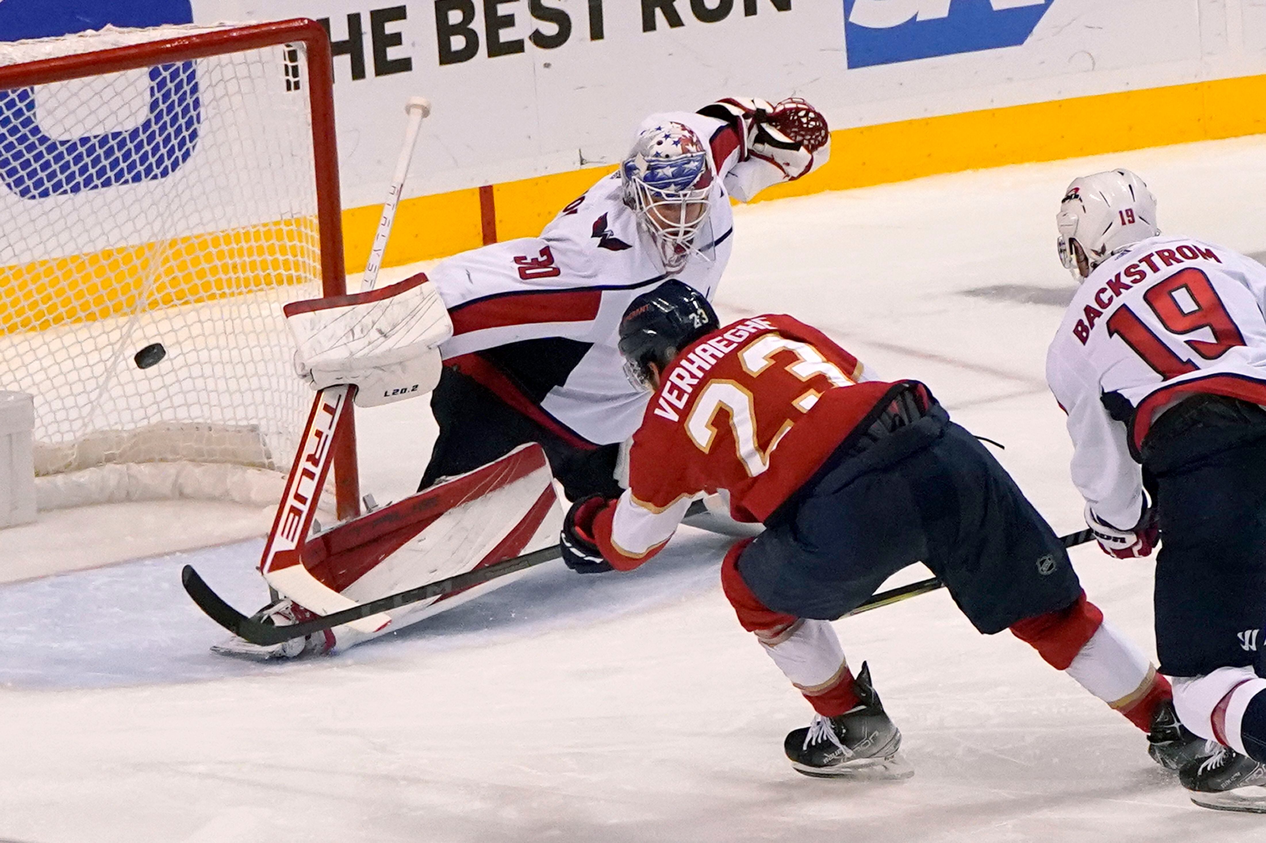 Florida Panthers center Aleksander Barkov (16) looks up after scoring a  goal during the third period of an NHL hockey game against the San Jose  Sharks, Saturday, Jan. 29, 2022, in Sunrise