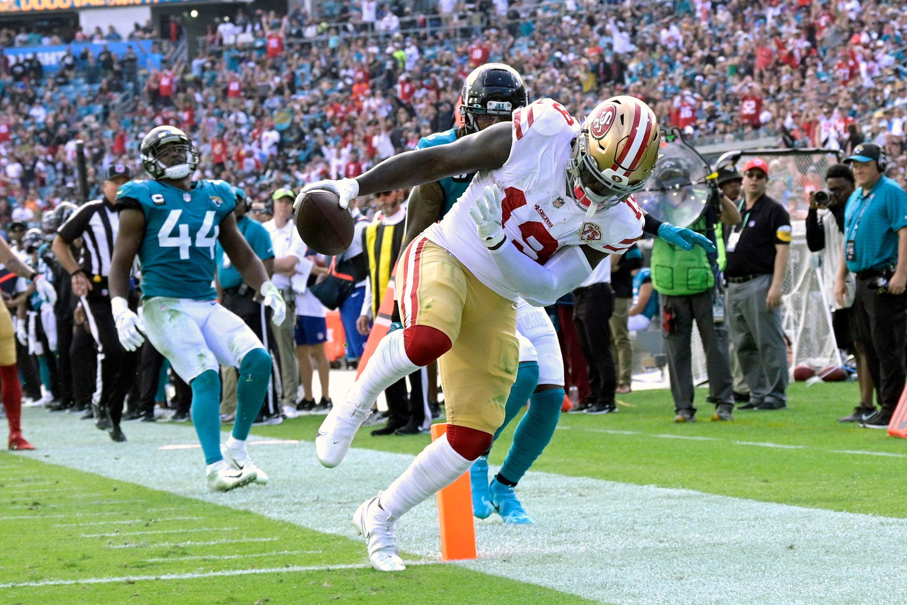 Jacksonville, FL, USA. 21st Nov, 2021. San Francisco 49ers wide receiver Jauan  Jennings (15) during 2nd half NFL football game between the San Francisco  49ers and the Jacksonville Jaguars. San Francisco defeated