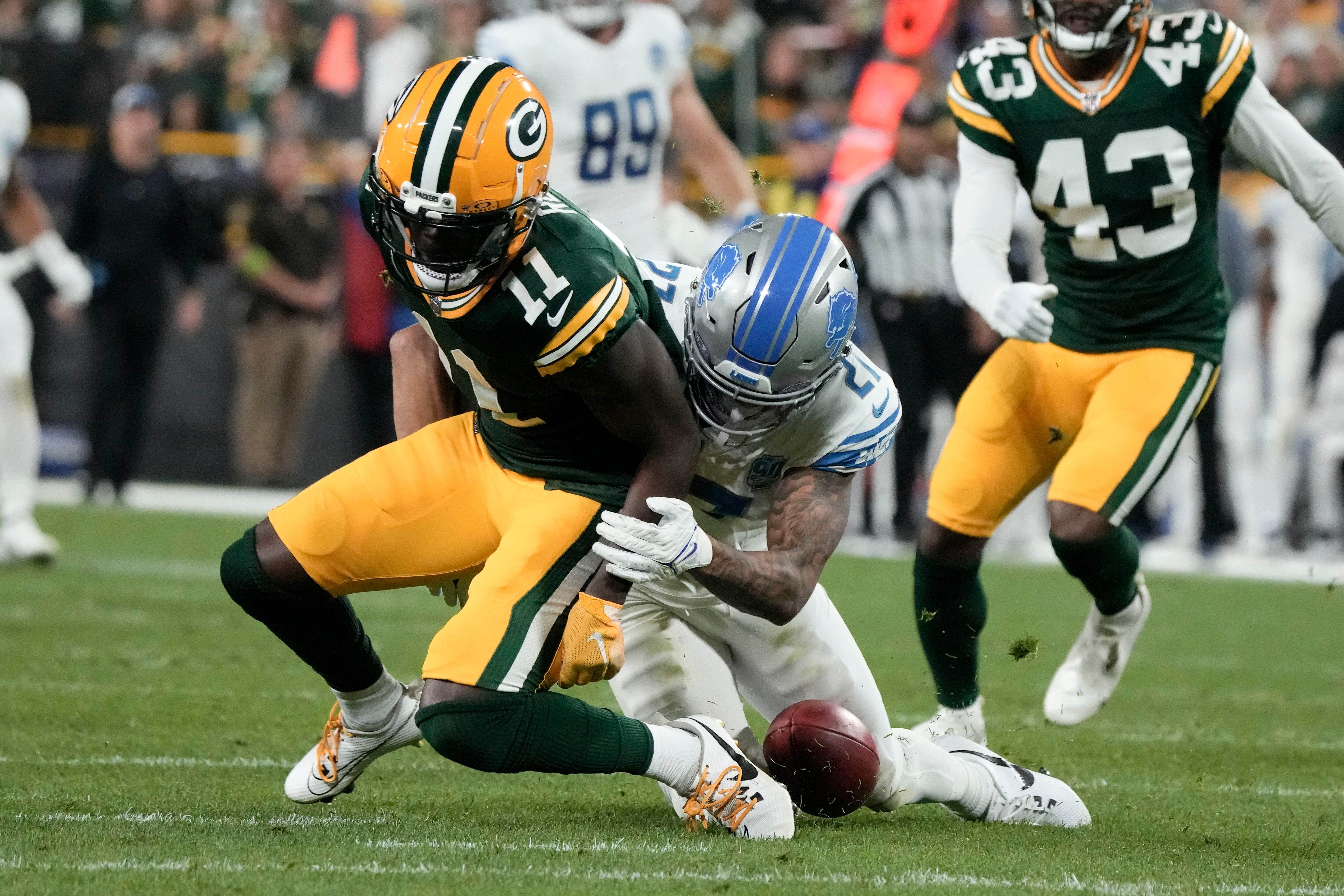 David Montgomery runs wild as Lions beat Packers 34-20 to take early  command of NFC North – The Oakland Press