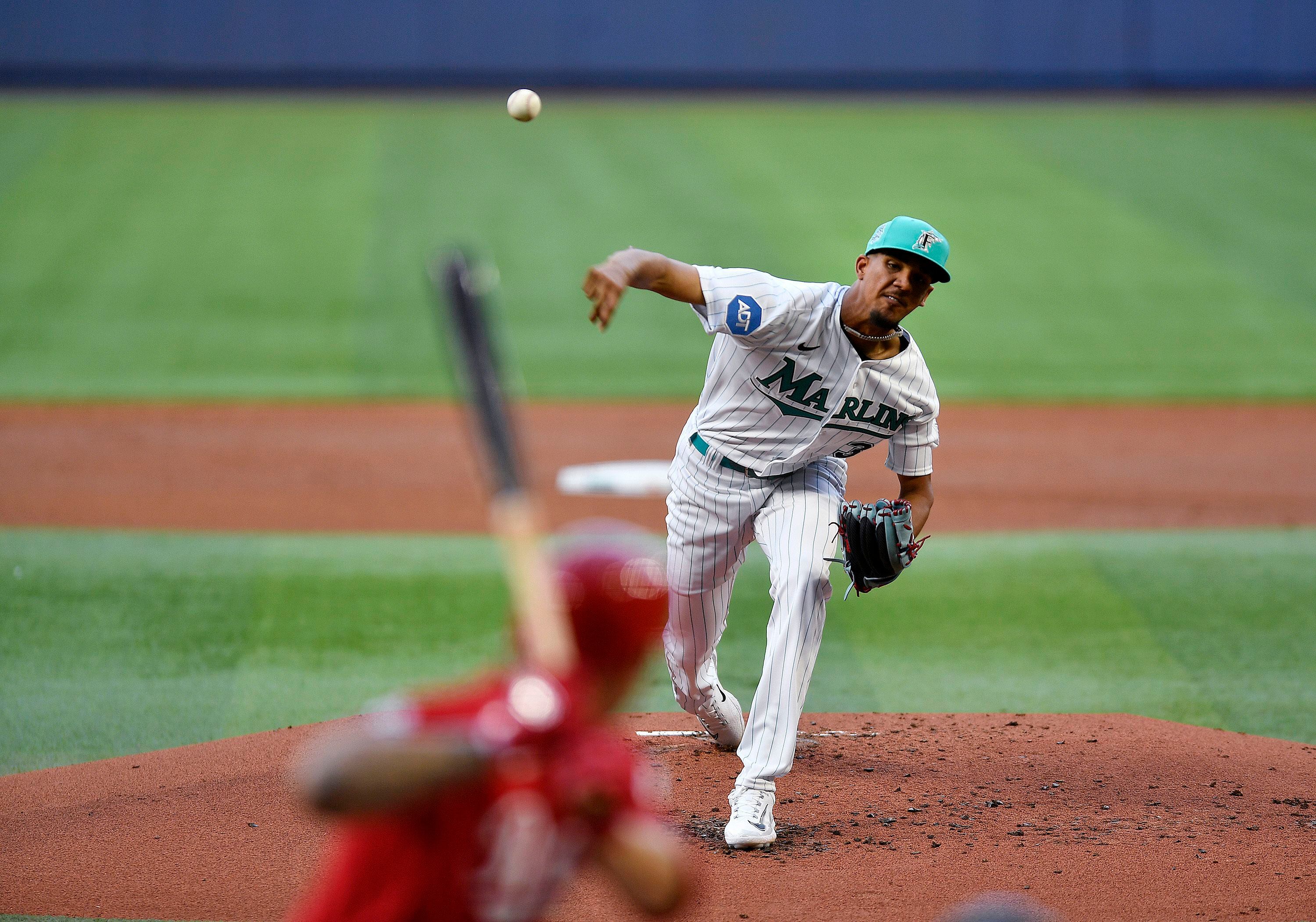 BREAKING: The Marlins are promoting 20-year-old right-hander Eury