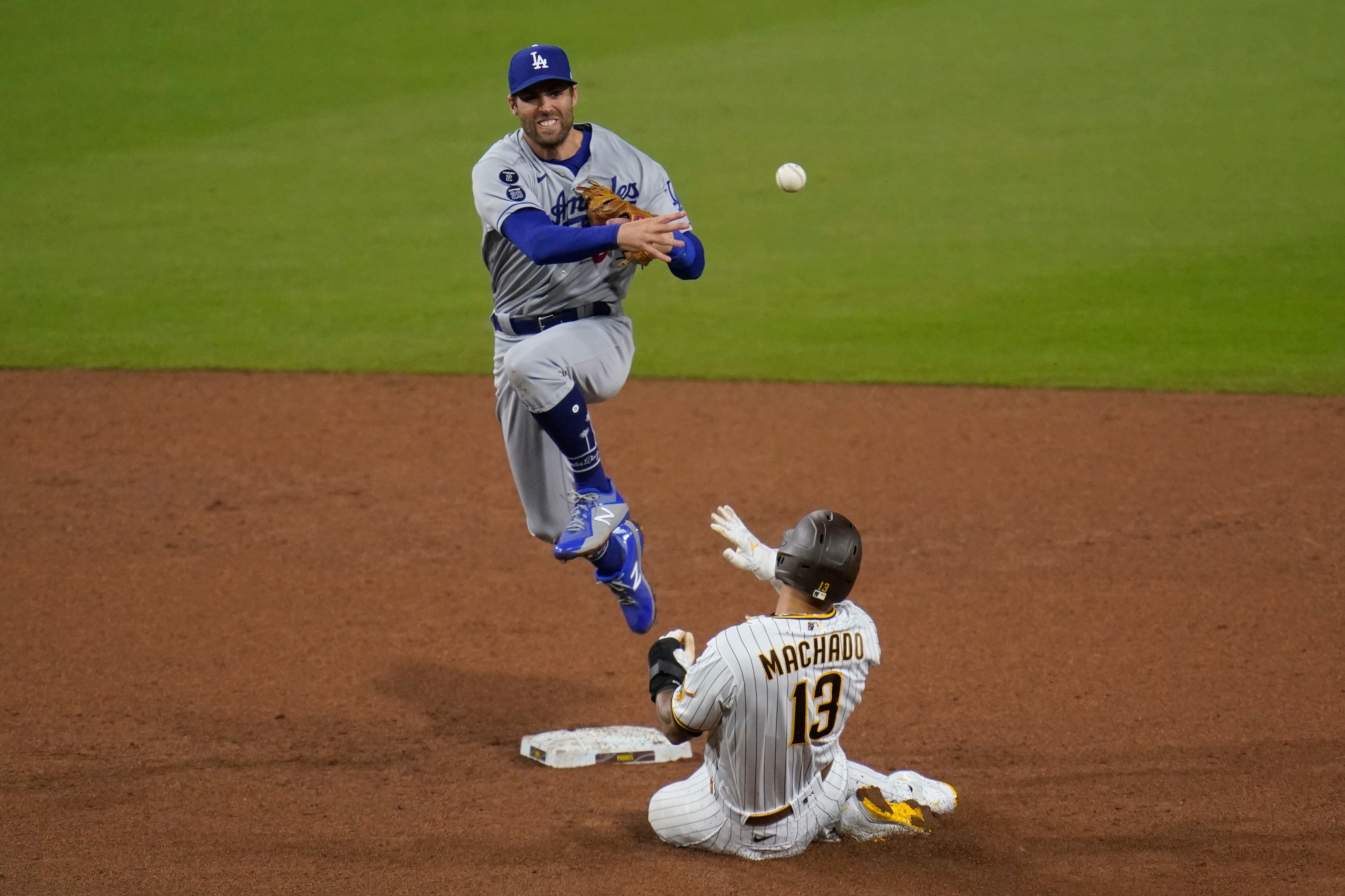 Justin Turner hits 2 HRs, Dodgers beat Padres 3-1