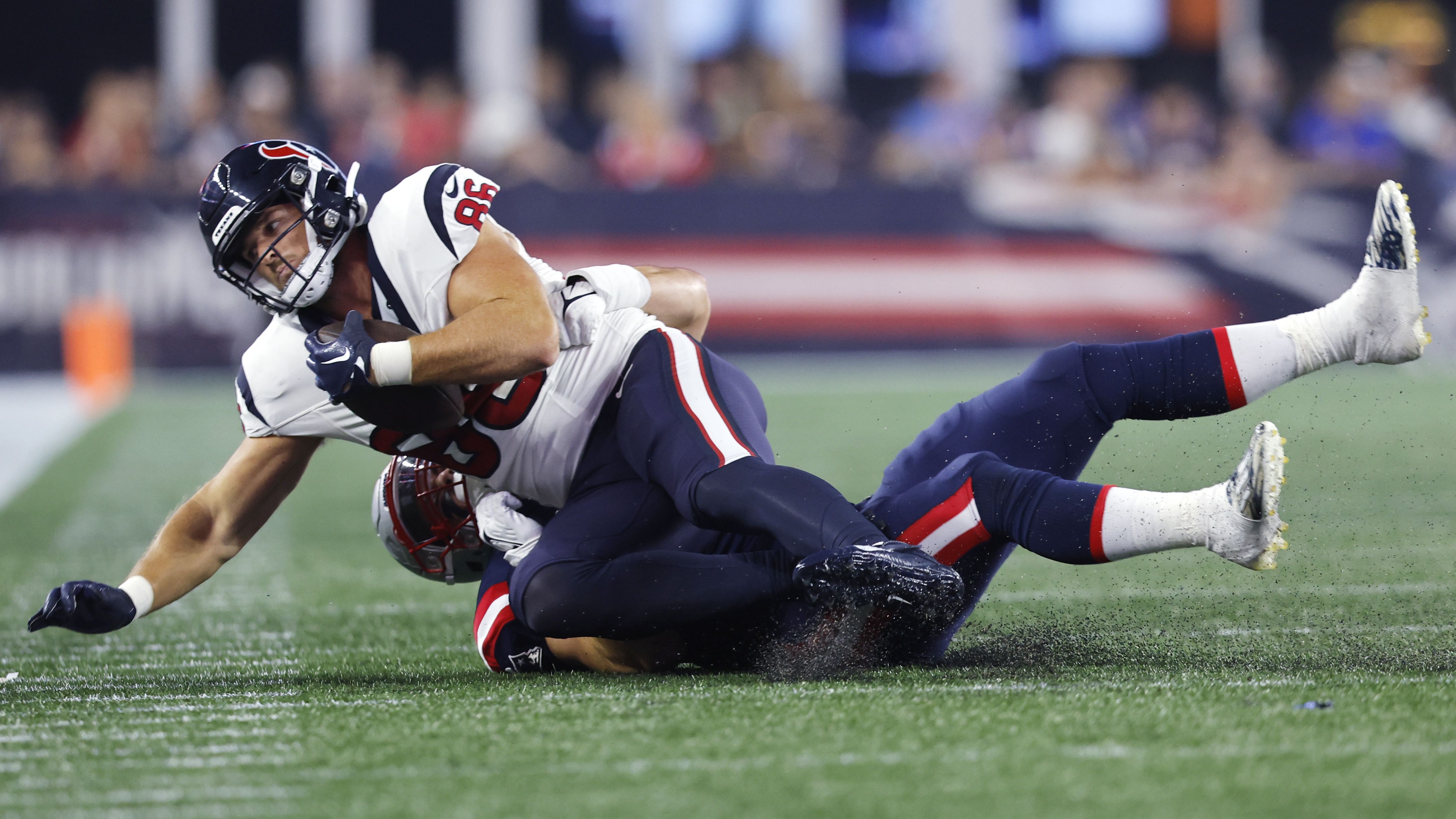 Live updates: Patriots lose 20-9 to Texans in preseason opener as offense  struggles