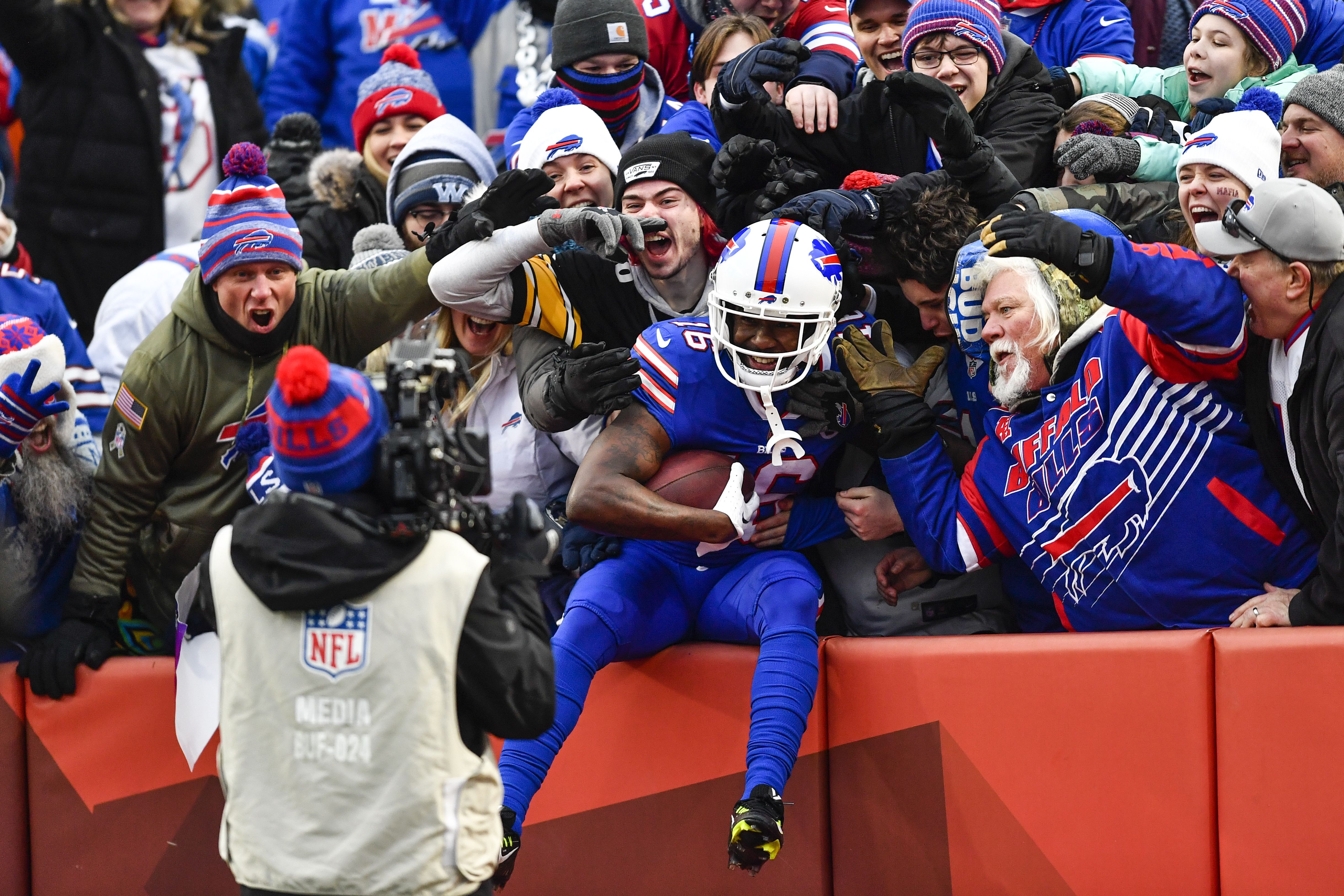 WATCH: Josh Allen's game-winning touchdown pass to John Brown