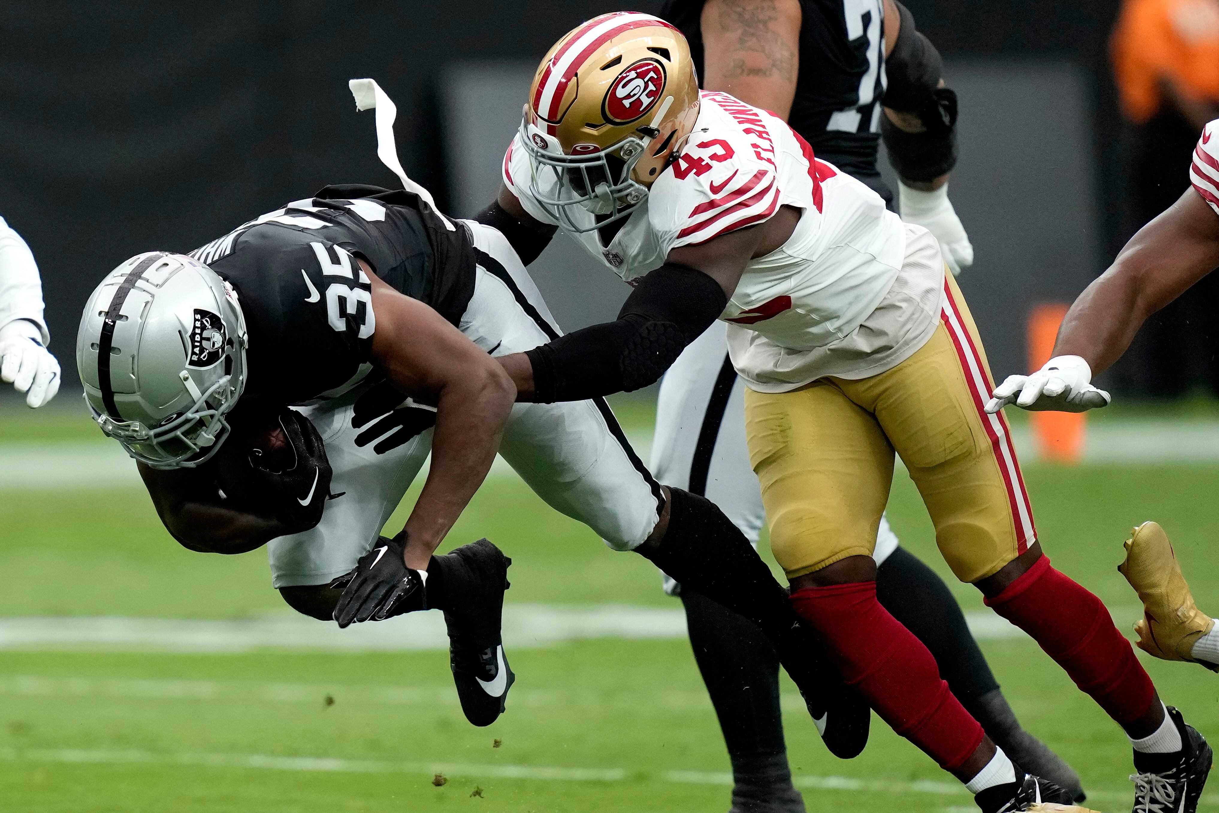 San Francisco 49ers quarterback Trey Lance (5) drops backs to pass against  the Las Vegas Raiders during the first half of an NFL preseason football  game, Sunday, Aug. 13, 2023, in Las