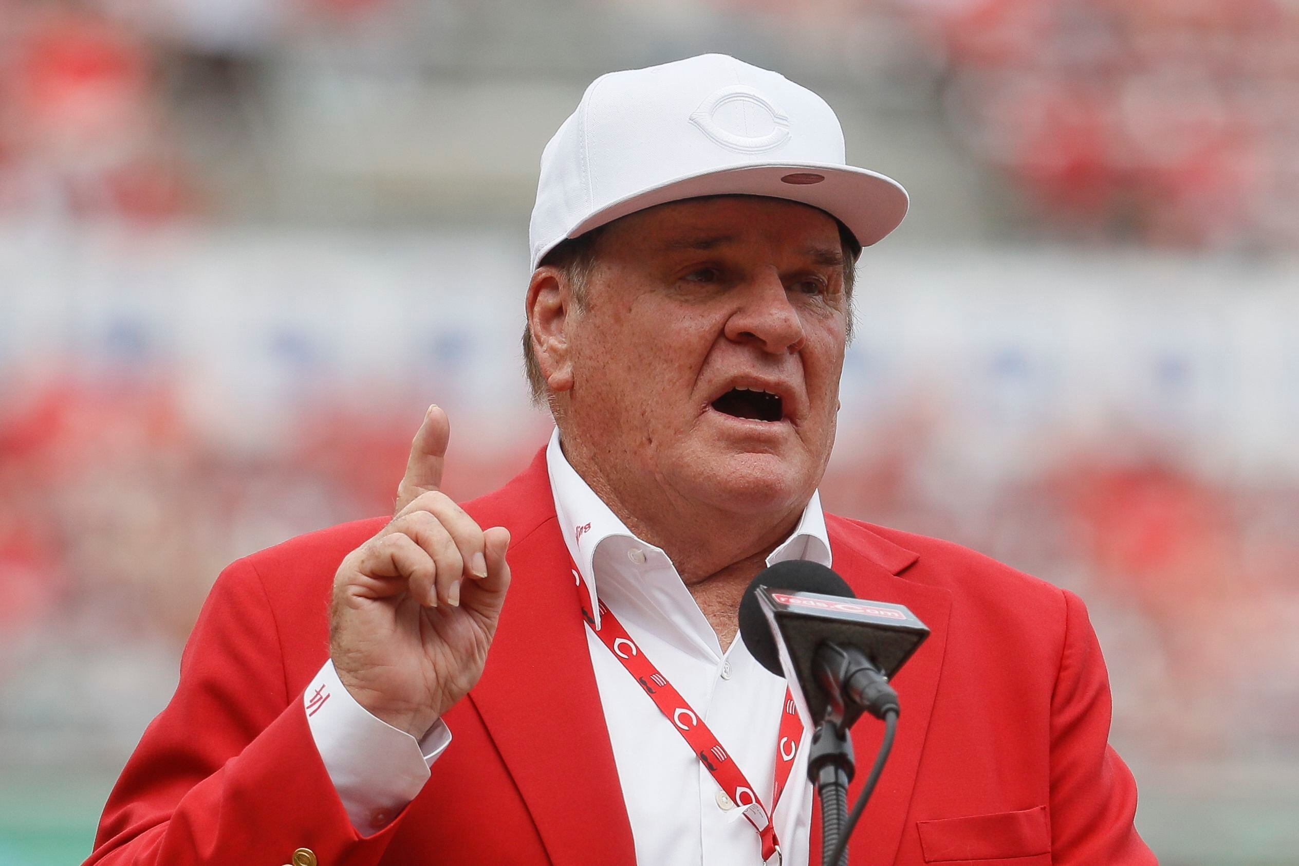 Pete Rose dismisses sexual misconduct questions at Phillies fete