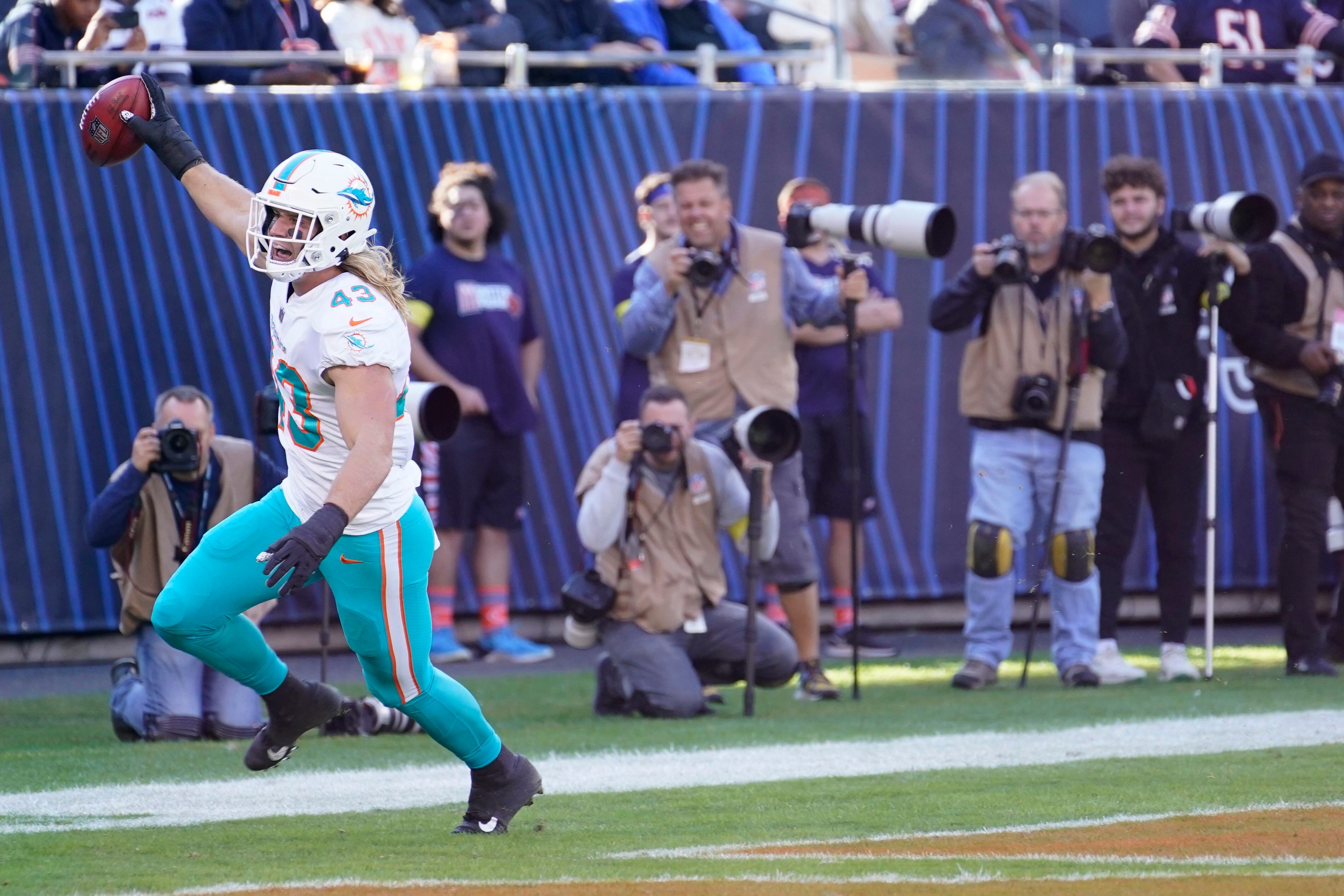 McDaniel says that Dolphins preparing for Browns team that is no joke