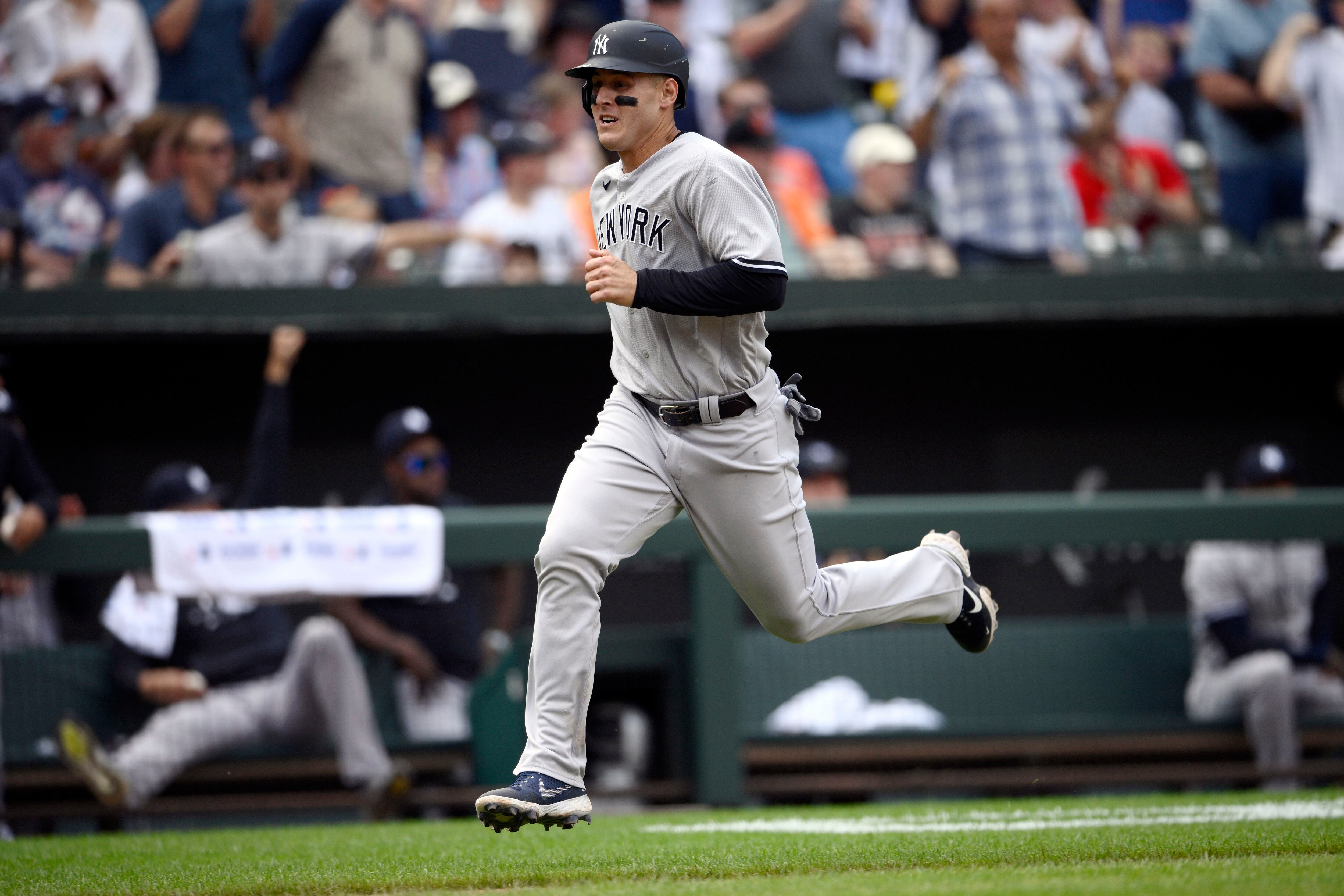 The impact and fallout of Cedric Mullins' injury, Aaron Hicks' signing on  the Orioles - The Athletic