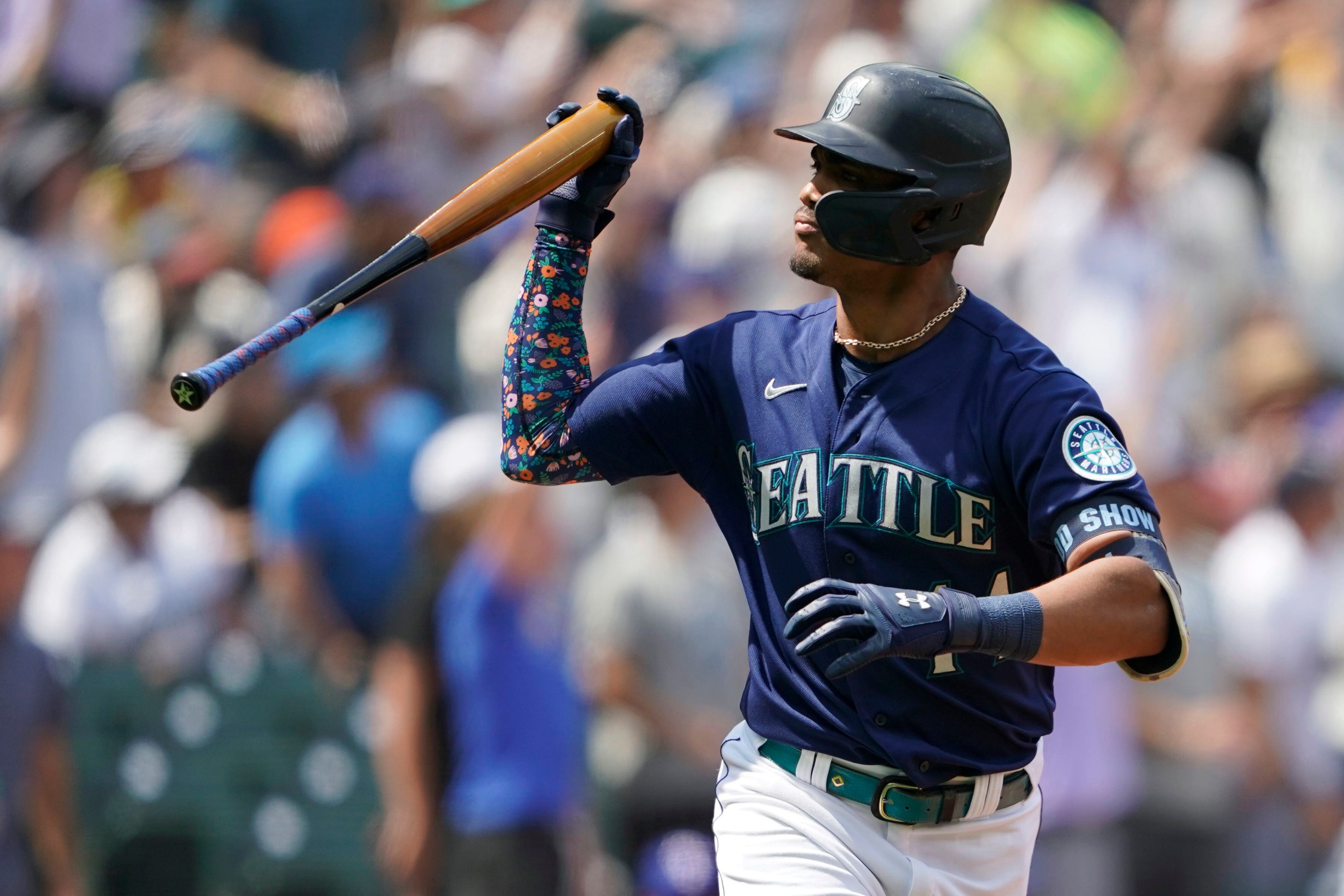 Rodriguez has 5 hits, 5 RBIs and go-ahead 3-run shot in the eighth as  Mariners beat Royals 6-4 - ABC News